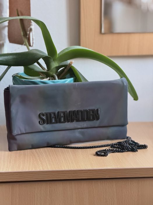 Дамски чанти – Versace, Steve Madden, Kendall & Kylie