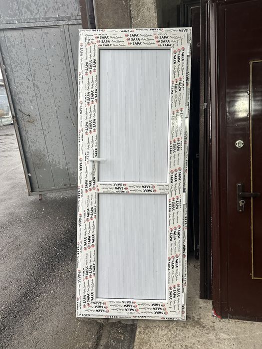 Пластиковые двери есик