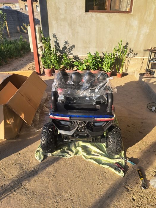 Bolalar elektro mobili
