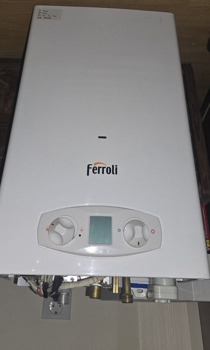 Instant pe gaz ferroli