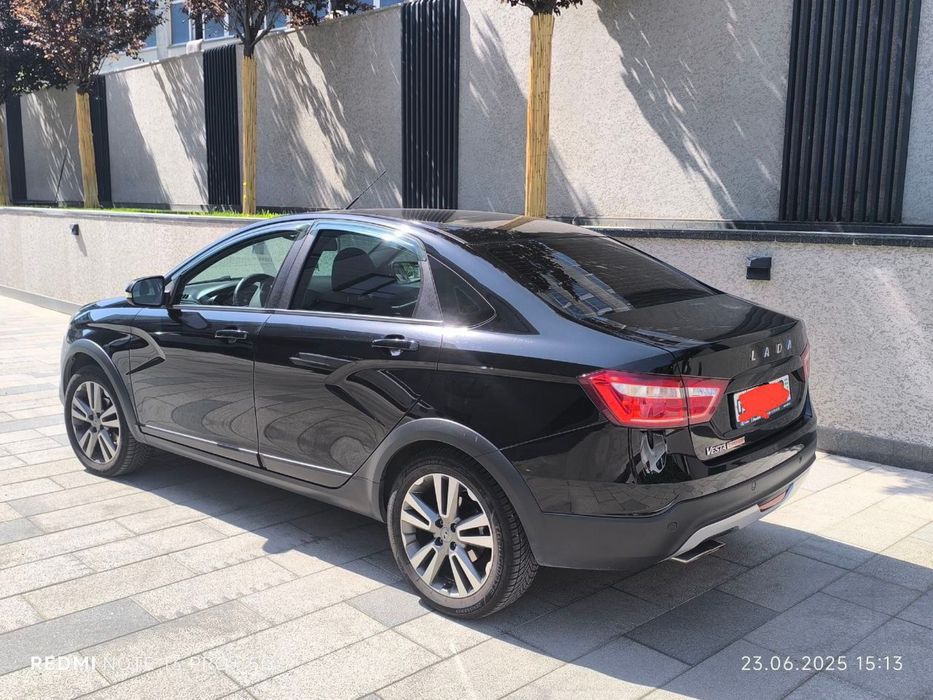 Lada Vesta Cross