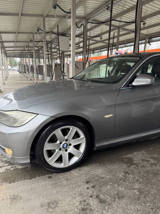 Продавам БМВ Е91