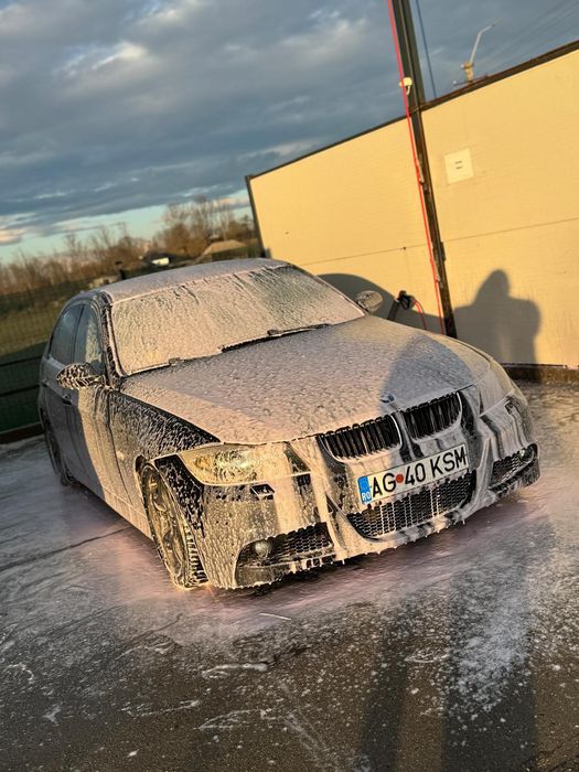 Vând BMW e90,2.0