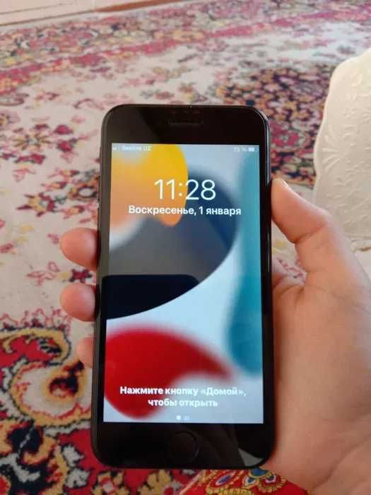 Iphone Se 2-gen. IMEI/fingerprint/truetone black version.