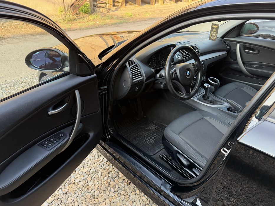 BMW 118d E87 2.0 Diesel 143 CP Xenon Navigație Rate Buy-Back 2010 E5