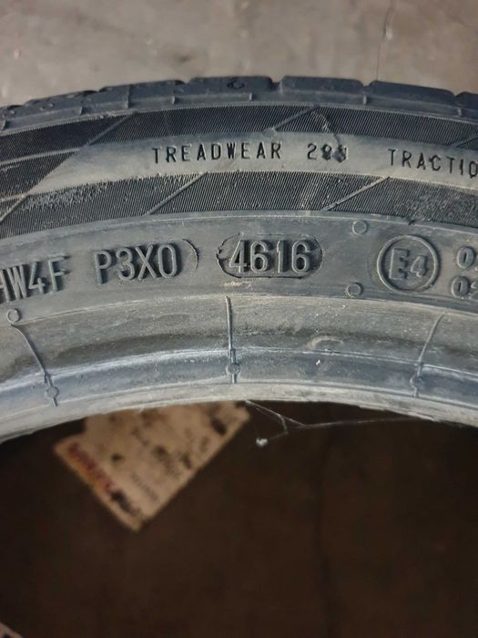 225/45R 18 Continental