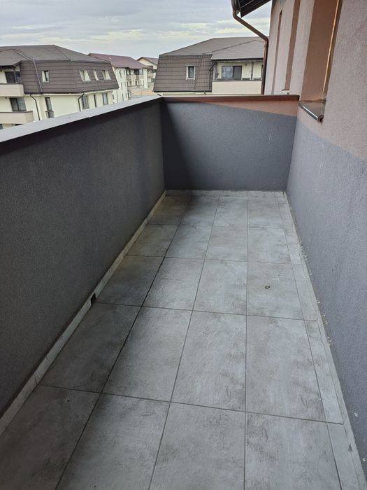 Vând garsonieră Sânpetru Residence