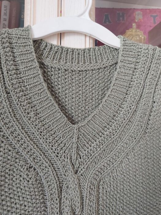 Кофта,жилет, безрукавка