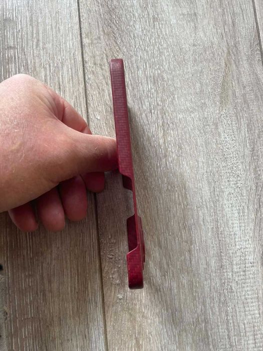 Продавам калъф за iPhone 13 Pro