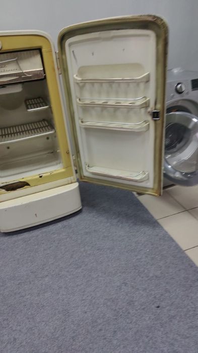 Продам холодильник