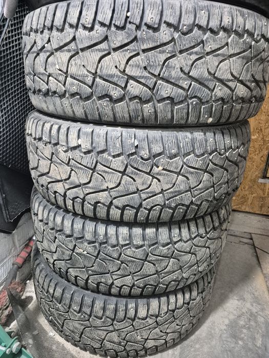 Продам зимние шины