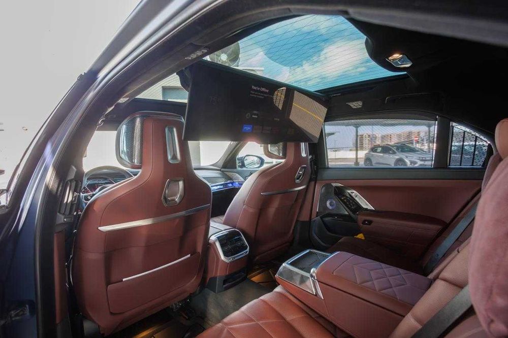 BMW 7 Series 2024 — imagine 2
