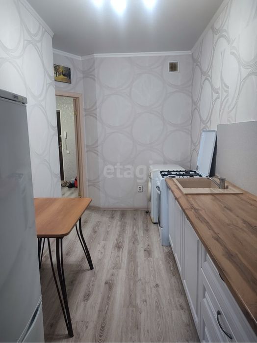 продам 2х ком квартиру