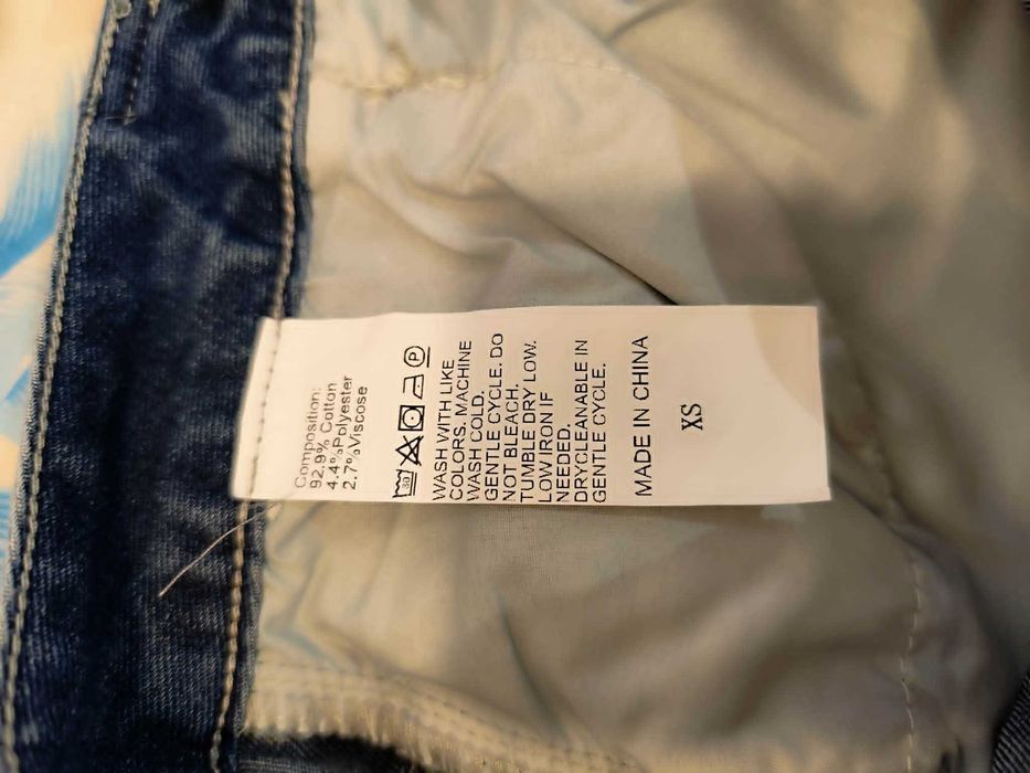 PRET REDUS  -  Fustă din denim damă, XS, nouă fără etichetă, albastru- PRET REDUS