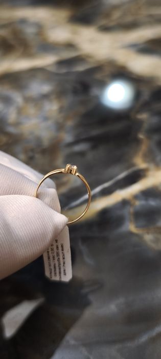 Продам золотое кольцо