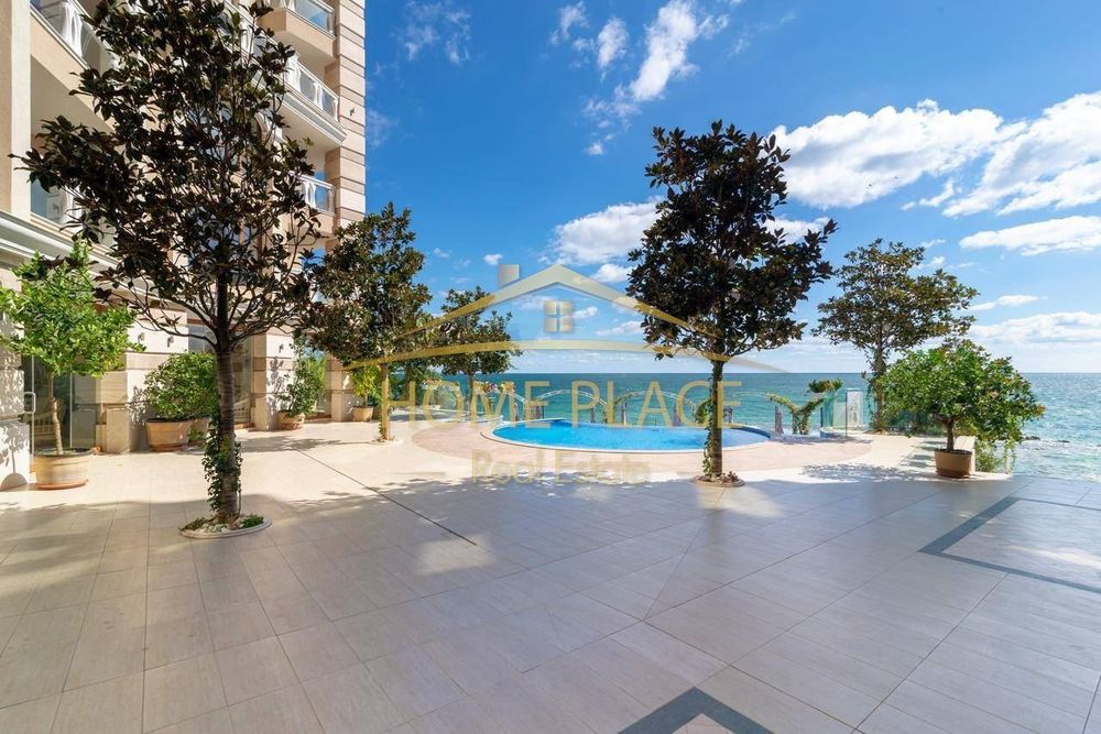 ТРИСТАЕН апартамент под наем - м-т Кабакум