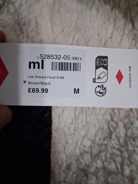 Jacheta Lee Cooper, marimea M, noua cu eticheta