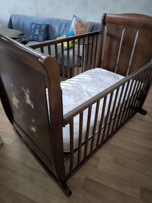 Продам детскую кровать