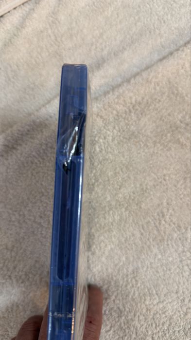 чисто нова Grand Theft Auto V, счупена кутийка, GTA V, GTA 5