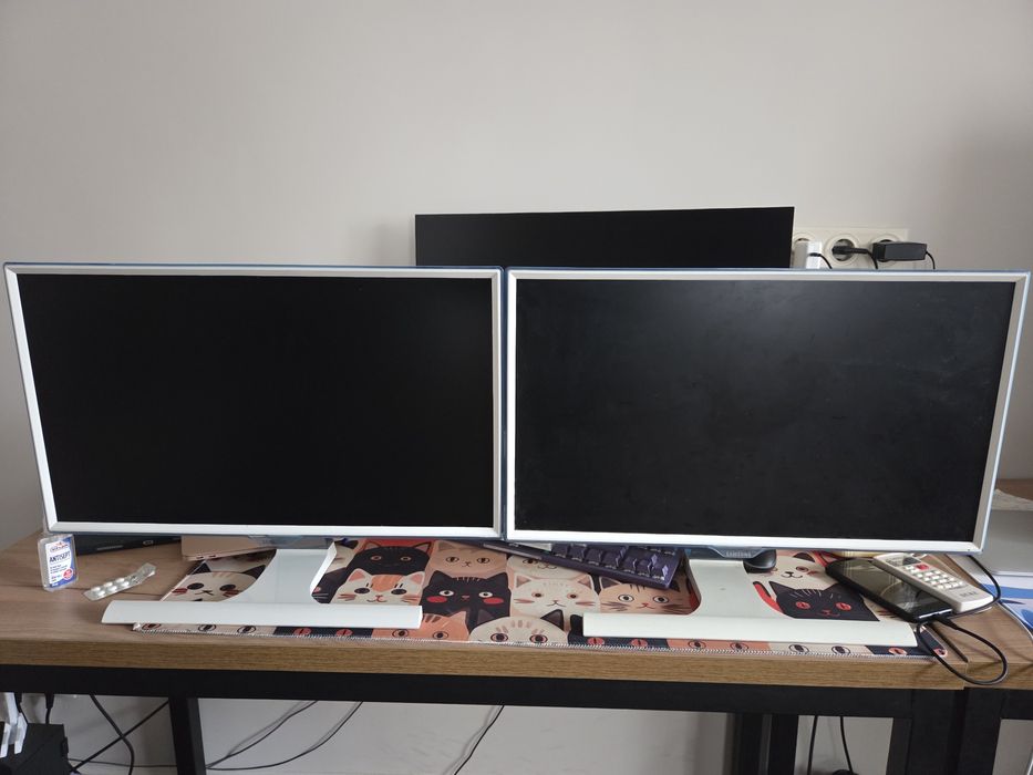 Монитор 24 дюймов Самсунг Samsung IPS 60 ГЦ full hd HDMI и VGA