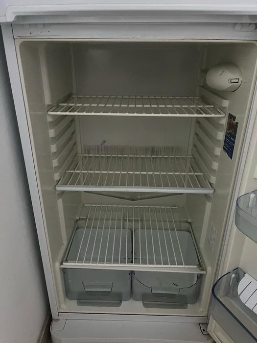 Продам Холодильник б/у