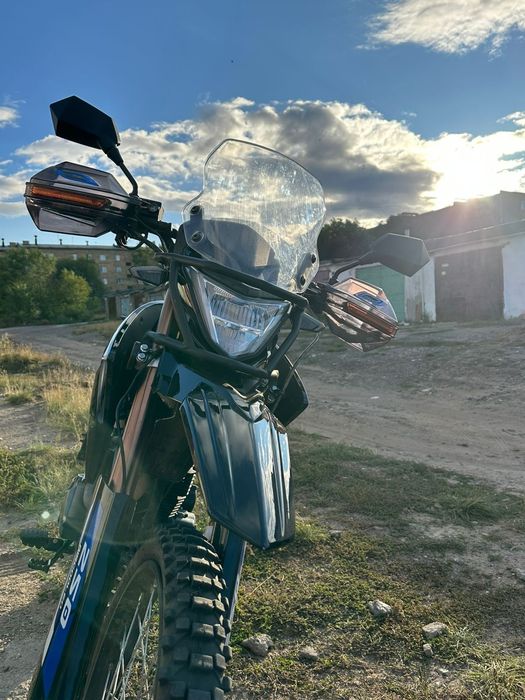 Продаю тур-эндуро 250-5