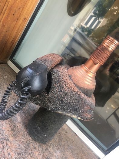 Декорирани старинни телефони 2бр-55 лв .