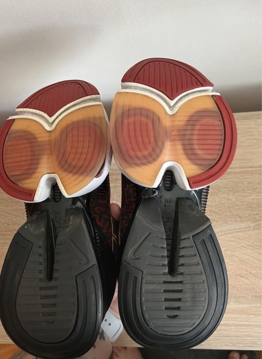 Vand adidasi nike air zoom
