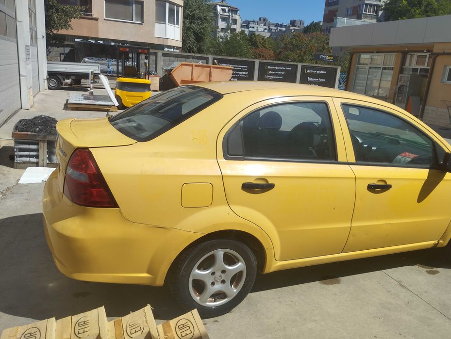 Продавам Shevrolet Aveo