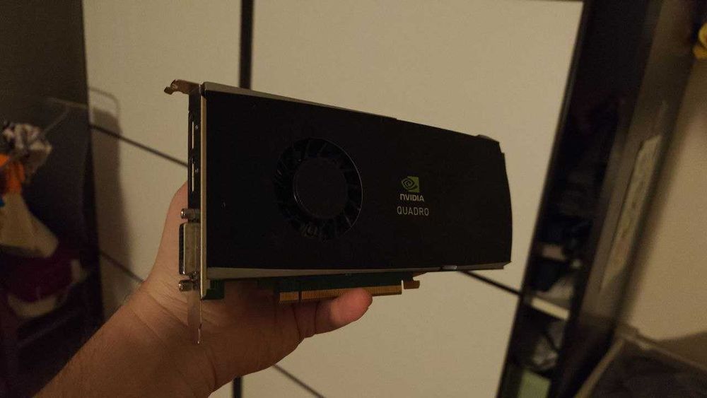 Коврики, кабели, видеокарта