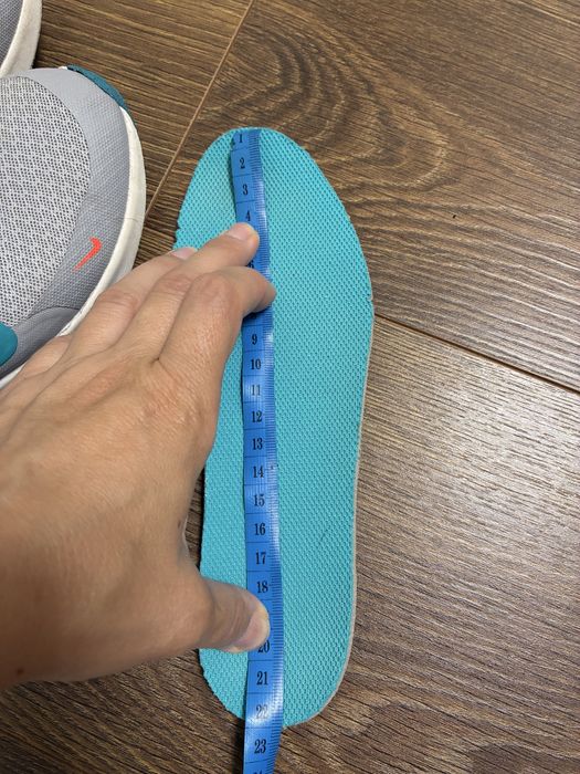 Маратонки Nike 33,5