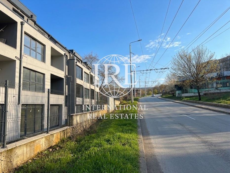 Двустаен апартамент в нова сграда с асаньор 72 кв. Владислав Варненчик