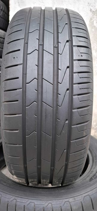 2бр. 215/55/17 Hankook 7mm грайфер, дот 17г. ***