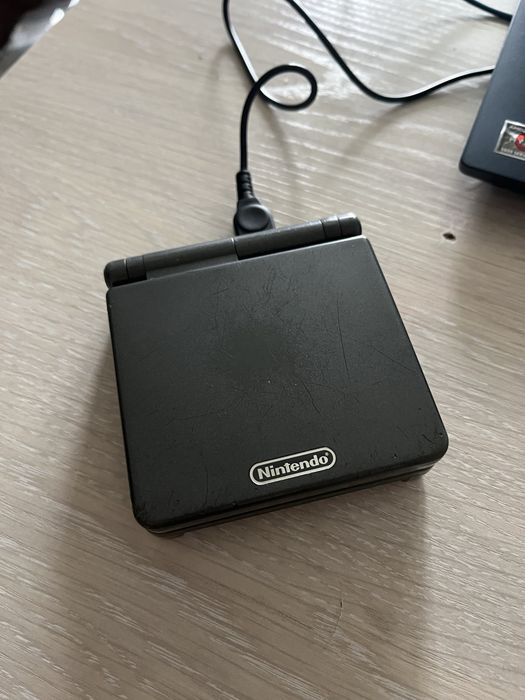 Game Boy Advance SP / AGS-101 / Новая батарея