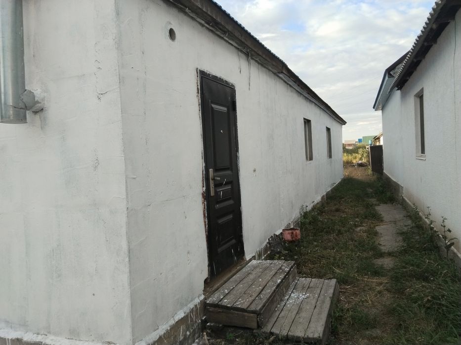 Продам дам на дачном участке