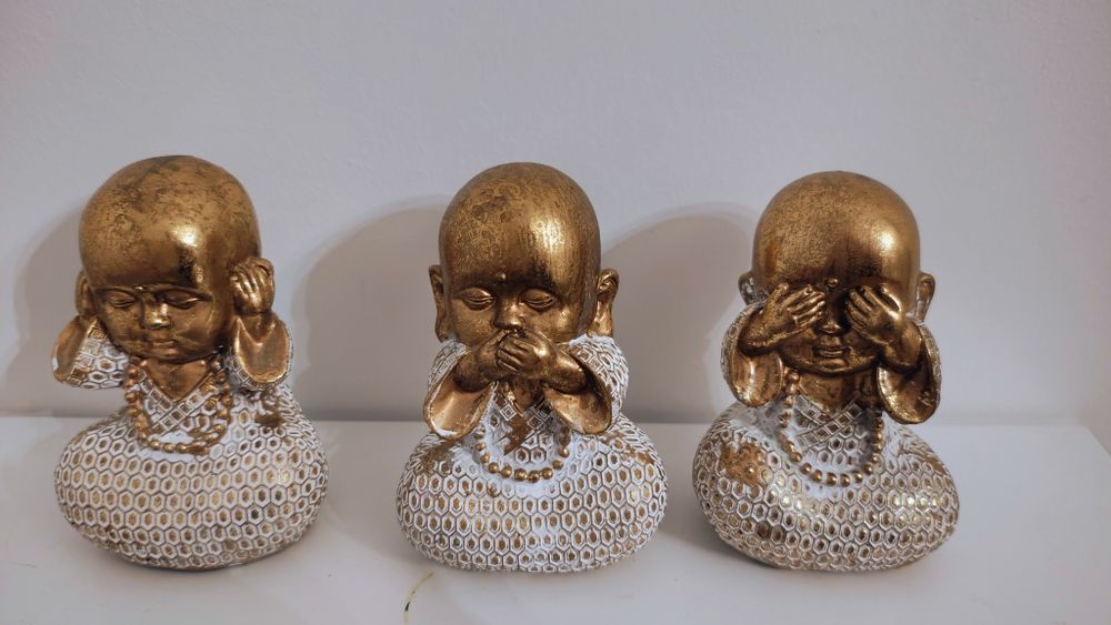 Statuete    Buddha