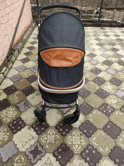 Продам коляску Амели