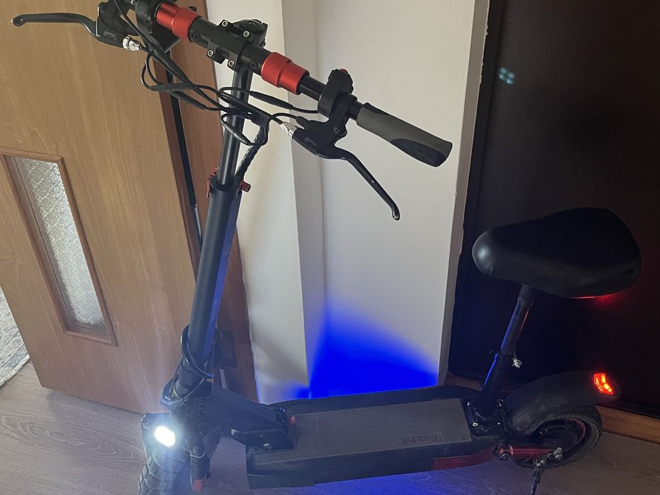 Электросамокат куго м4 про