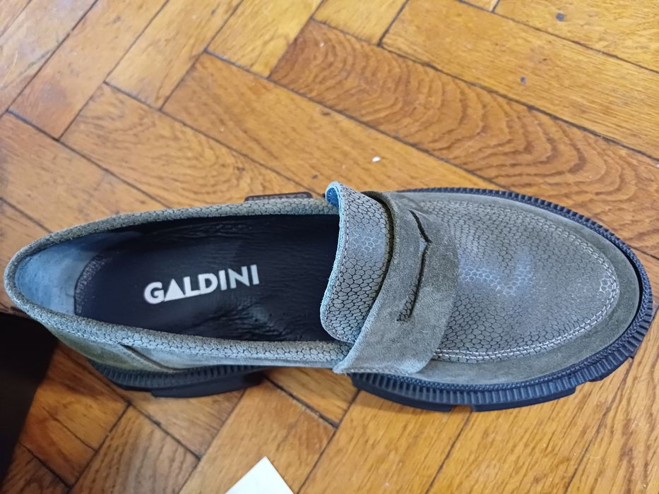 Дамски обувки от велур