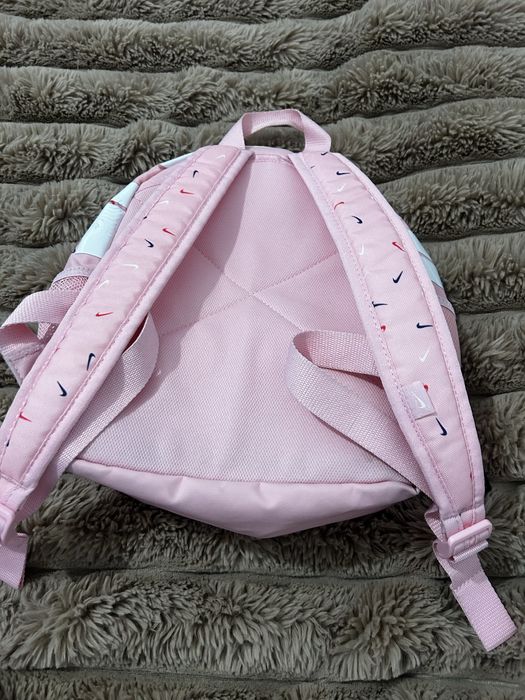 Nike раница - розова