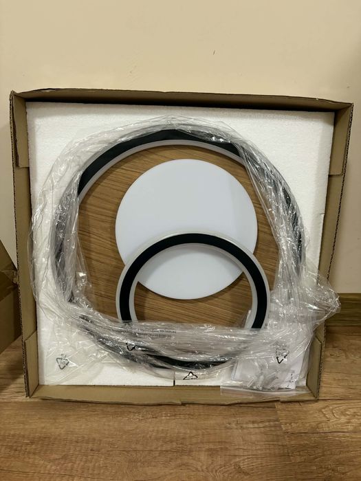 Стилен     плафон