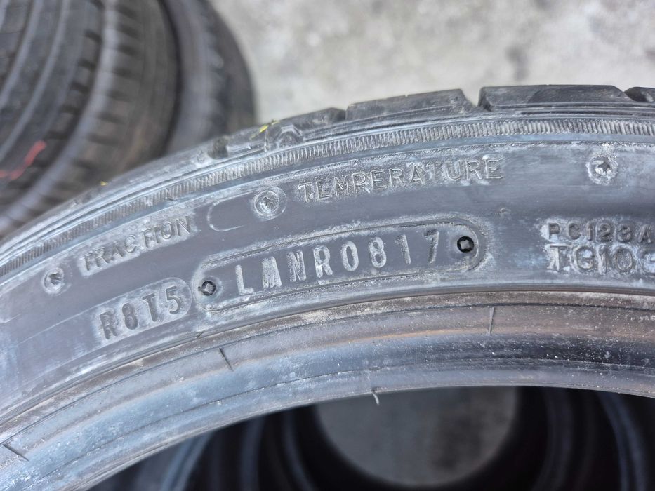 2 Anvelope de VARA - 255/35/18 - FALKEN - NOI - DOT 2017 !