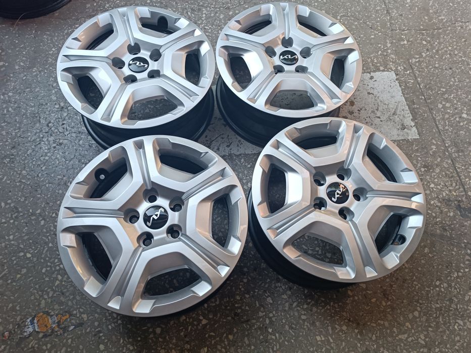 Kia Sonet yengi R 16 diska+kalpaki bn sotiladi obmen bor