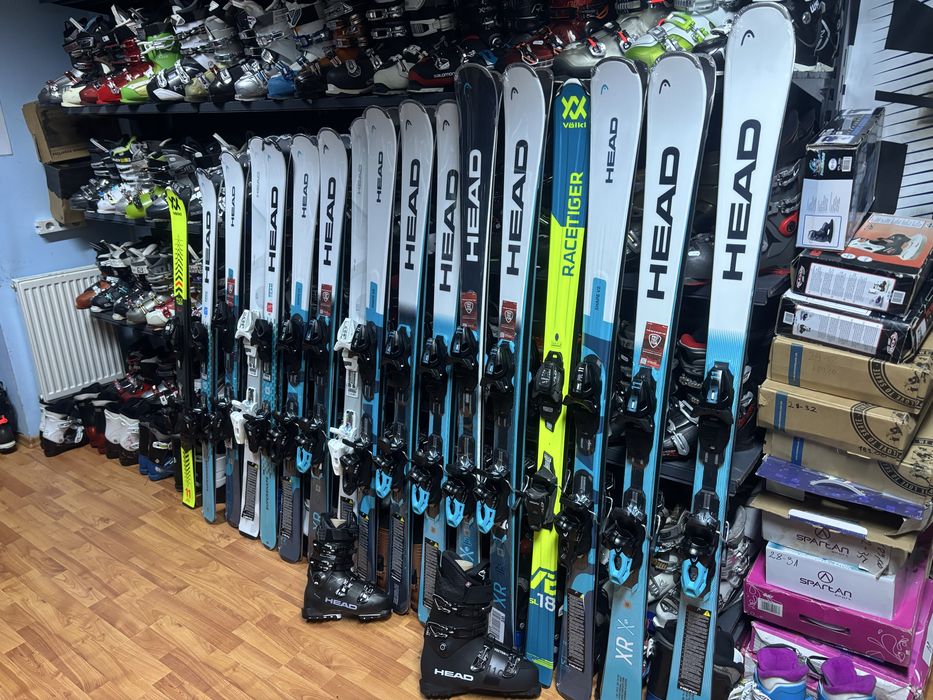 De vanzare echipamente de schi, second si Nou.