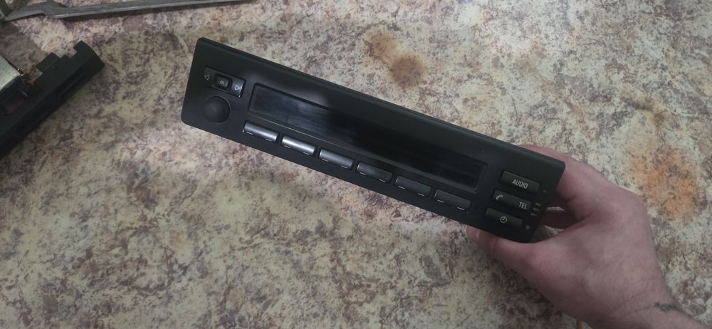 Штатная магнитола е39