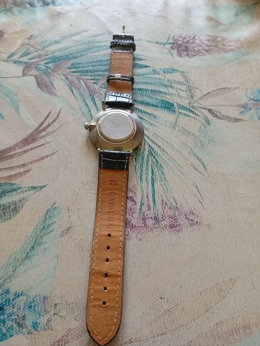 Ceas Cartier electronic