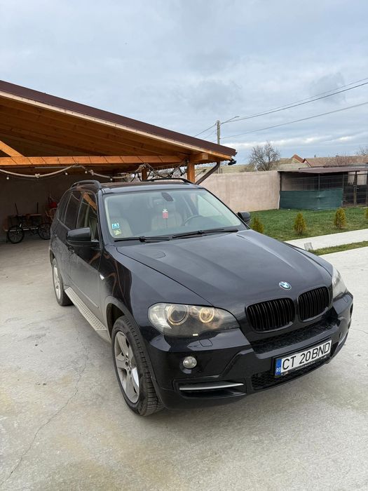 Vând bmw x5 2008