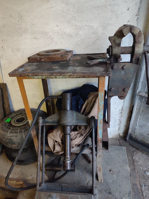 Тиски пресс сокадавка инструменты