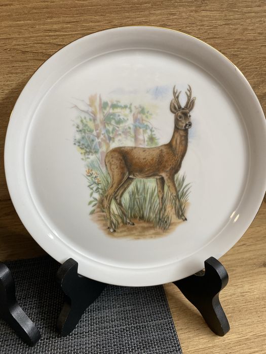 Баварски порцеланови чинии с ловен мотув