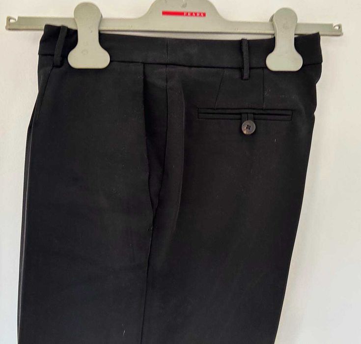 Черен костюм с панталон Hugo Boss, IT 42